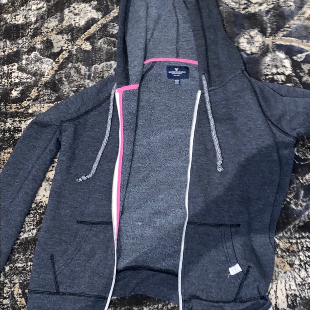 American eagle zip up